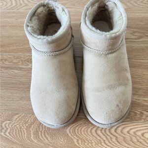 Ultra mini uggs color sand boots size 6